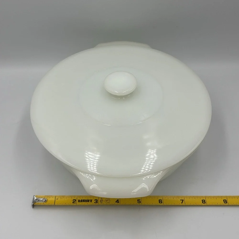 Vintage Fire King1.5 Qt Casserole W/Lid White/Green Meadow Design Anchor Hocking